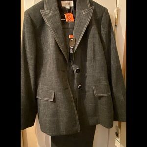 Le Suit Grey new, w/tags